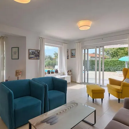 Larisa Holiday home Porec