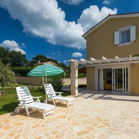 Vikendica Larisa Porec